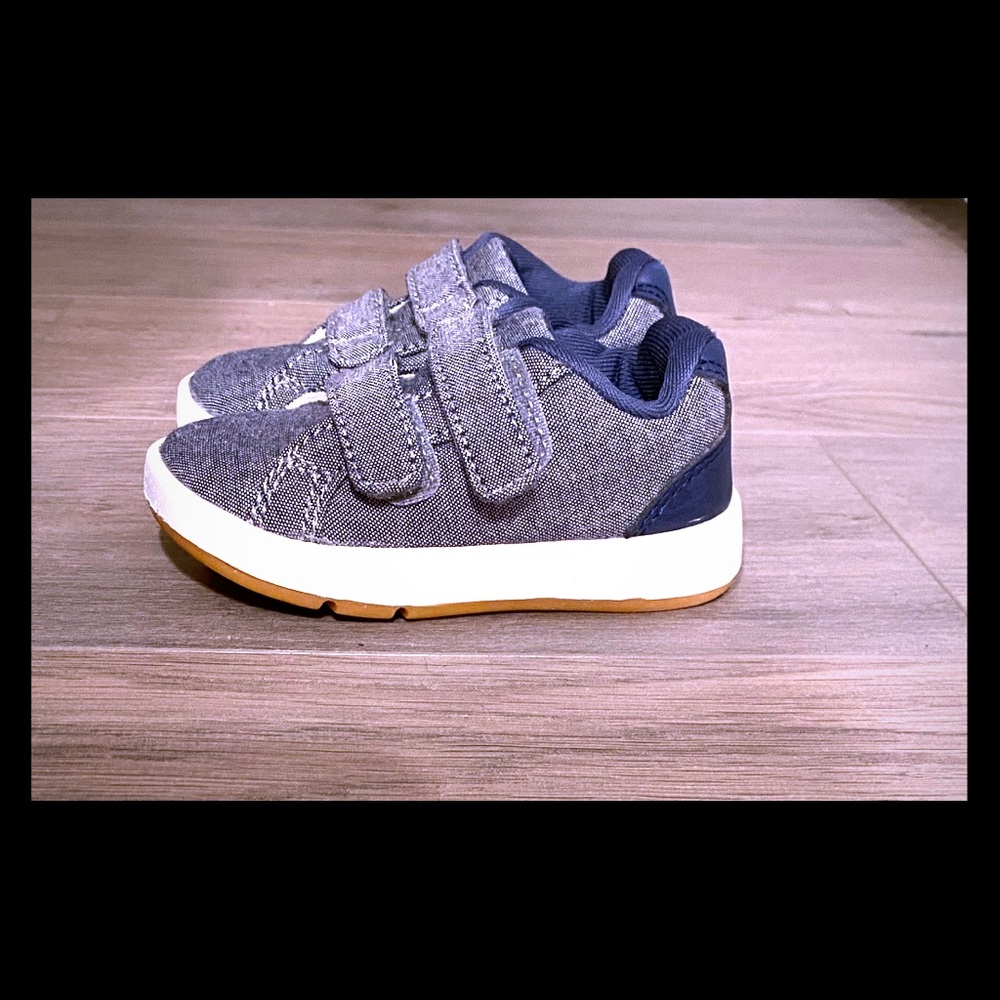NEW Tucker + Tate Toddler Shoes Size 4
